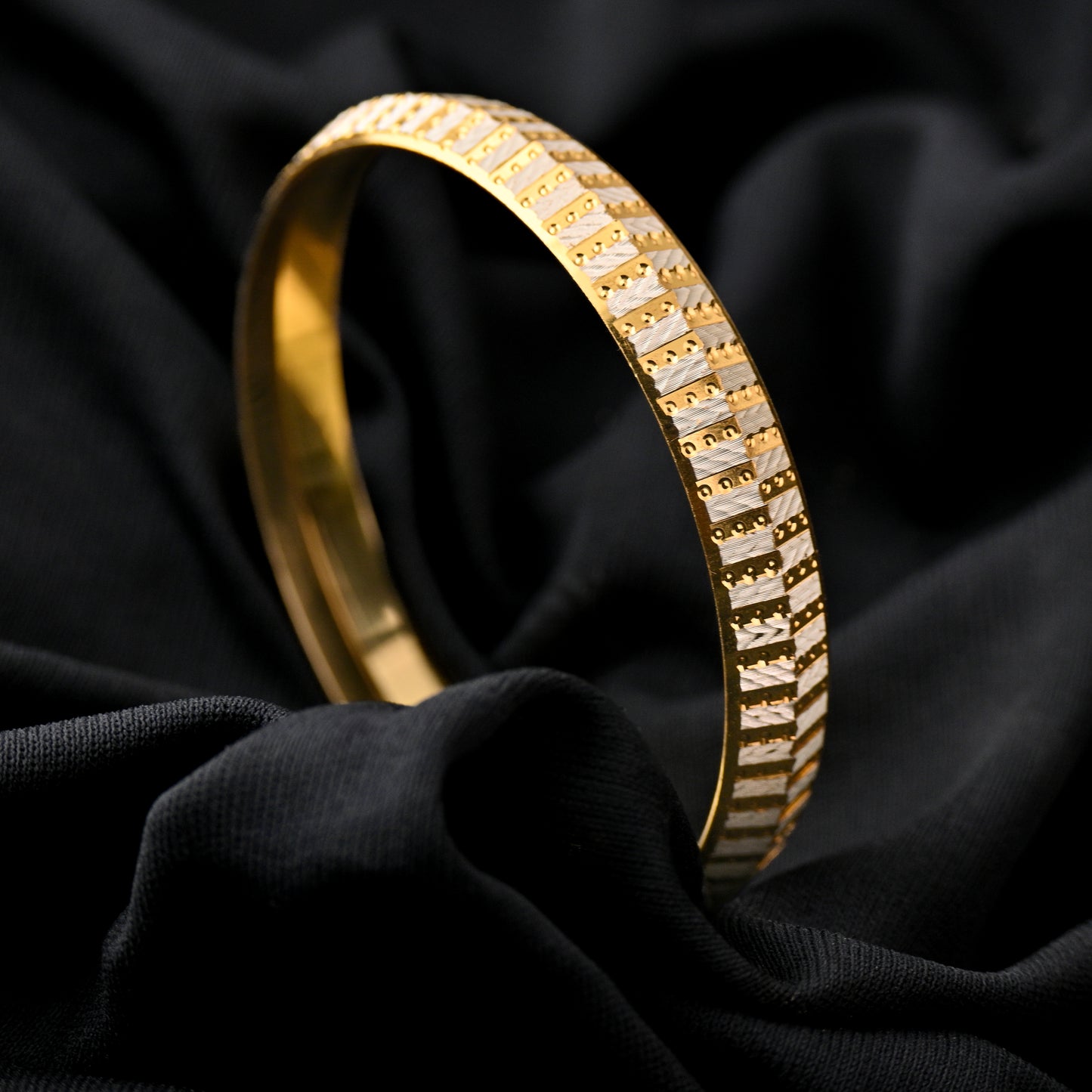 Peora Men's Kada