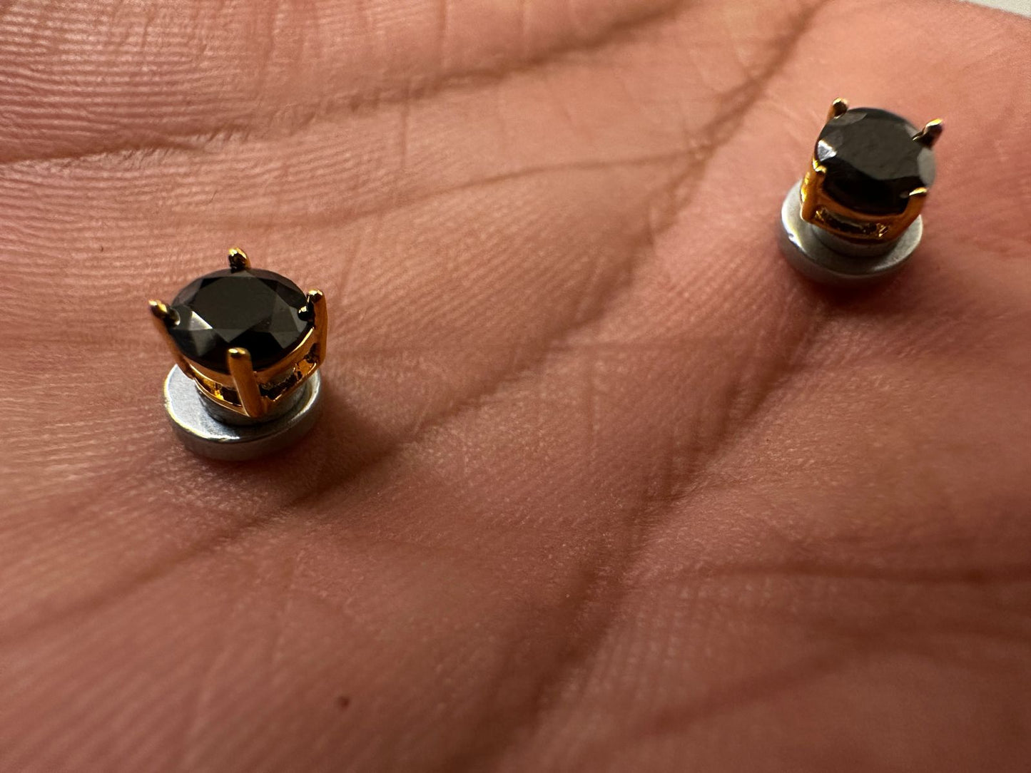 NoirMag Magnetic Studs Earrings