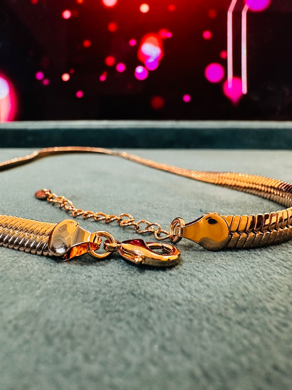 RadiantRose Men's Chain