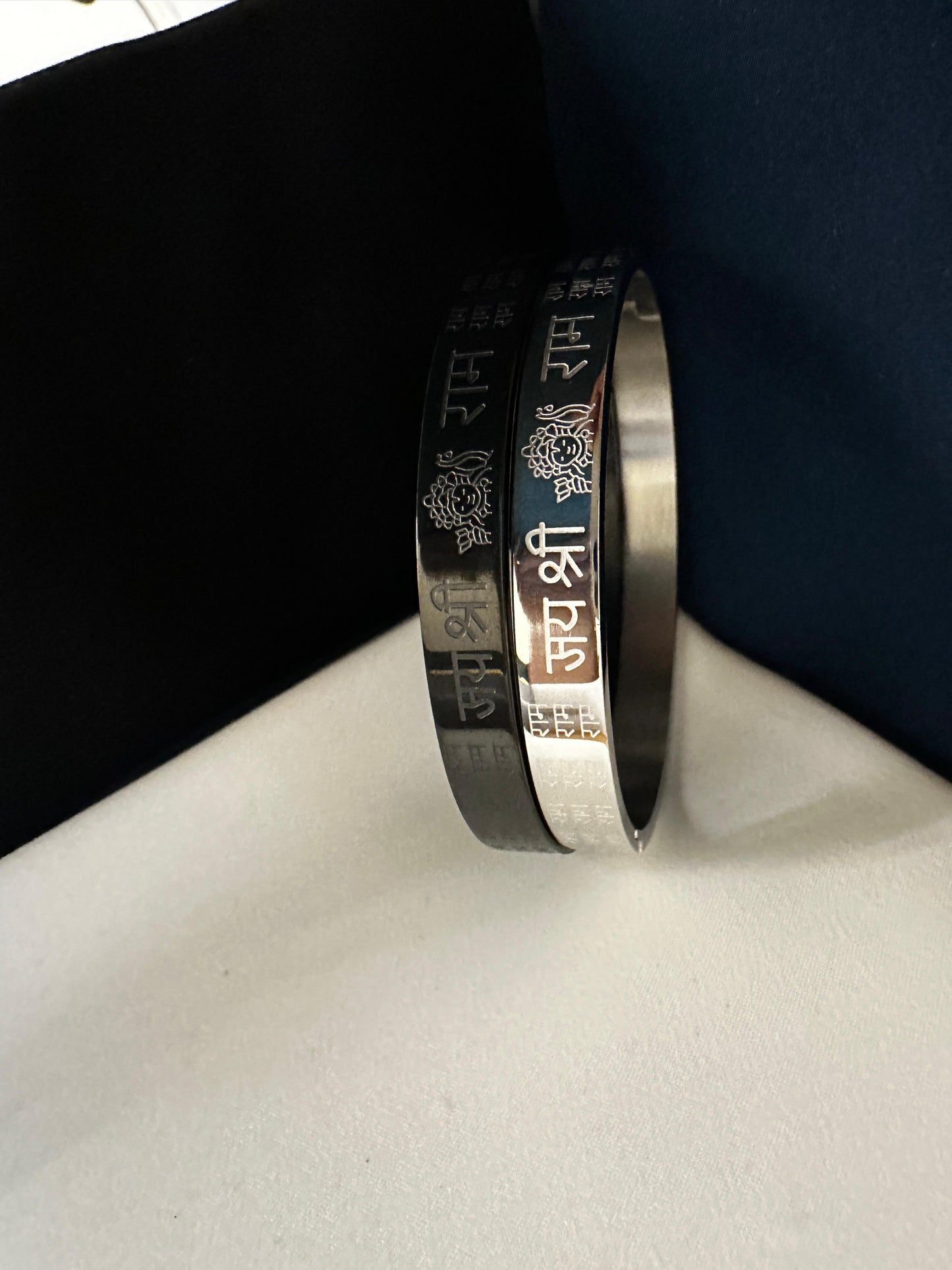 Shri Ram design Men's Kada