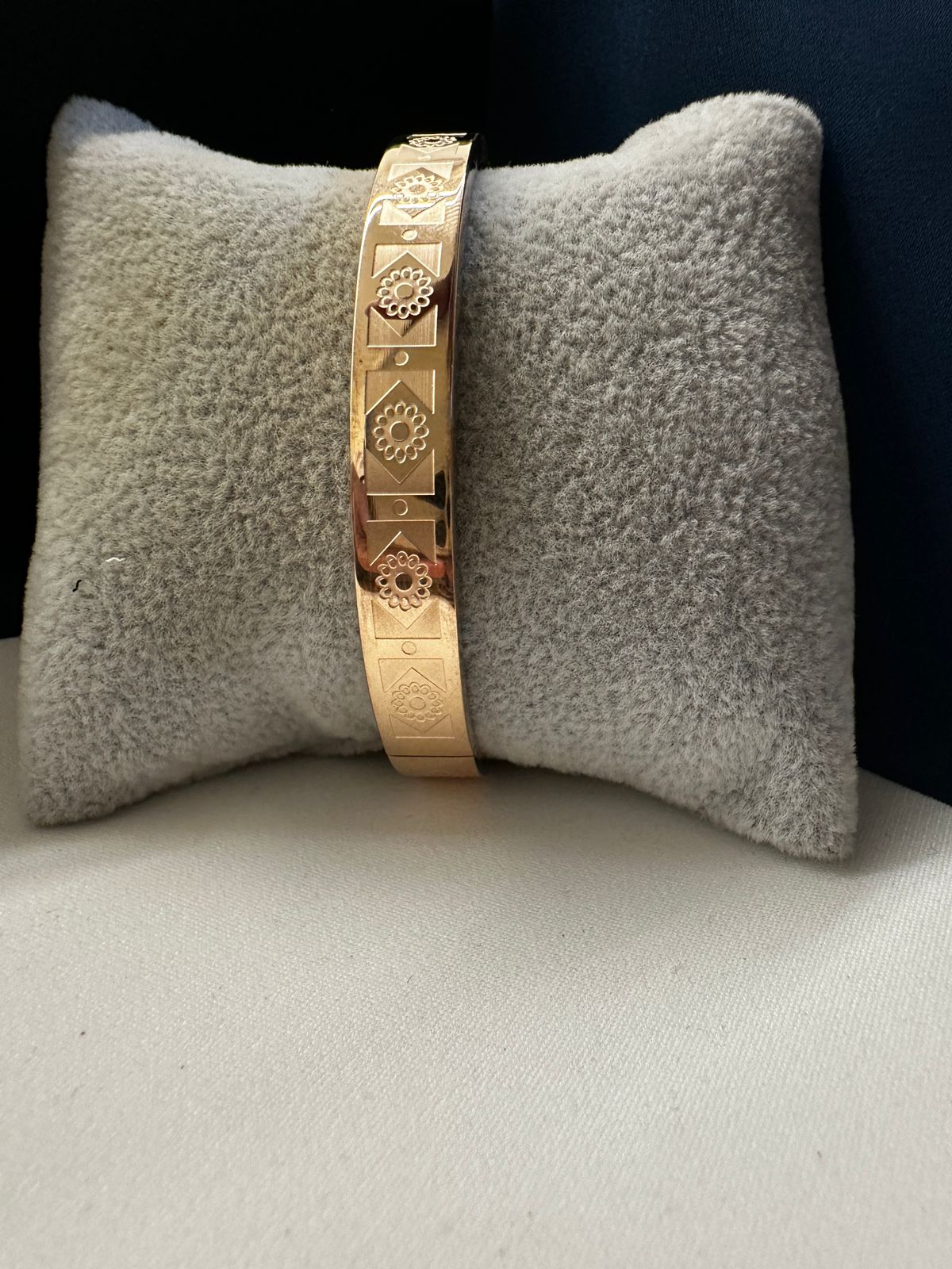 Raj Vastra Men's Kada