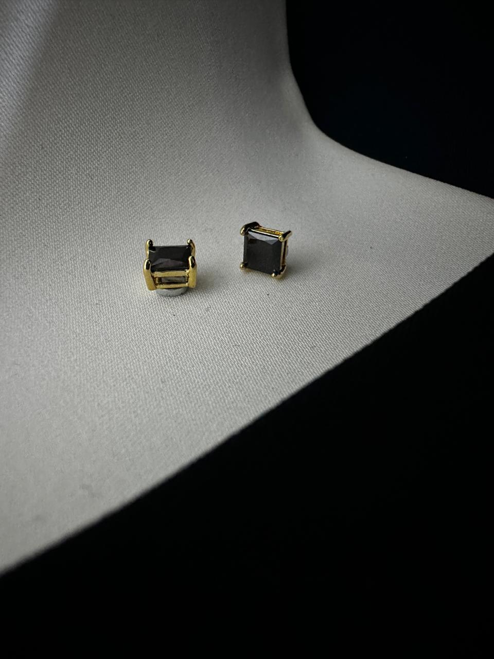 Obsidian Square Men's Magnetic Studs Earrings